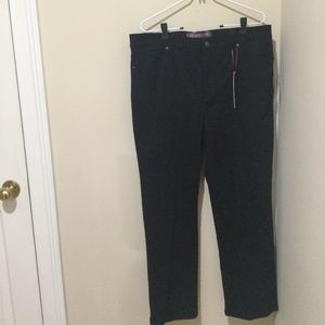 Black jeans, size 16 petite. Gloria Vanderbilt